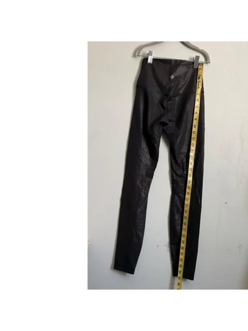 lululemon athletica Shiny Black High-Rise Leggings Size 2 Women